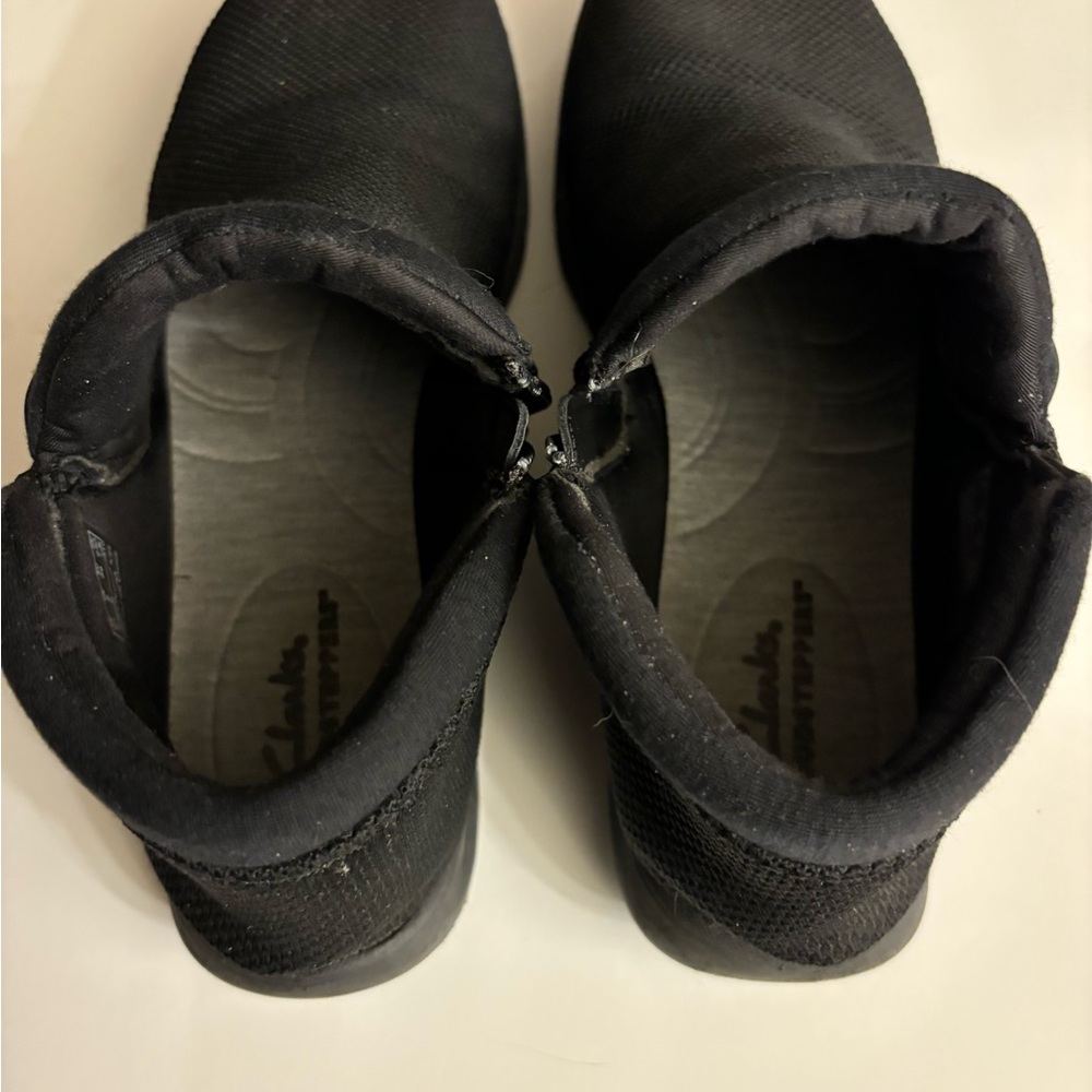 Clark’s Cloudsteppers Black Slip-On Shoes Size 8M - Picture 3 of 8
